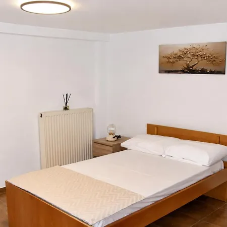 Apartment Fully Renovated -700m From Mill Of Elves-free Parking & Fast Wifi Trikala (Thessaly)