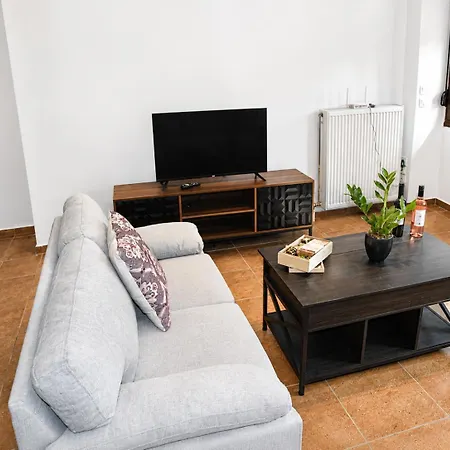 Apartment Fully Renovated -700m From Mill Of Elves-free Parking & Fast Wifi